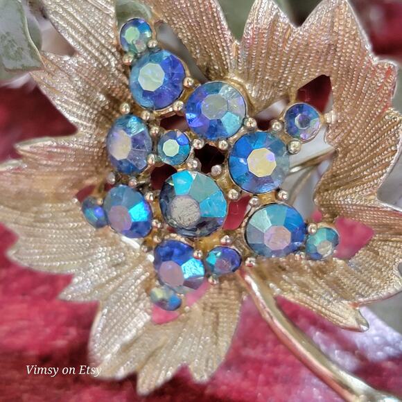 Golden Leaf Brooch With Blue Rhinestones for Women, Gold Jewelry Pin - Picture 6 of 10
